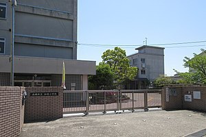 高槻市津之江町２丁目の土地(高槻市立如是小学校)