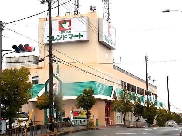 藤和コアティ高槻ハイタウンコアA棟　6階部分(フレンドマート高槻美しが丘店)