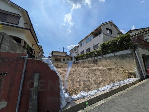 高槻市安岡寺町５丁目の売土地