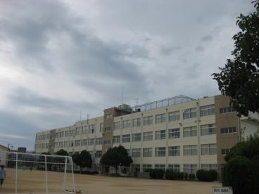 高槻市桜ケ丘北町の新築一戸建(高槻市立五百住小学校)