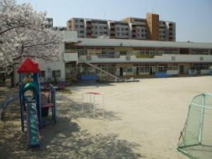 富田第二住宅64号棟　3階部分(玉川幼稚園)
