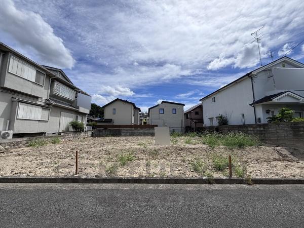 高槻市真上町５丁目の土地