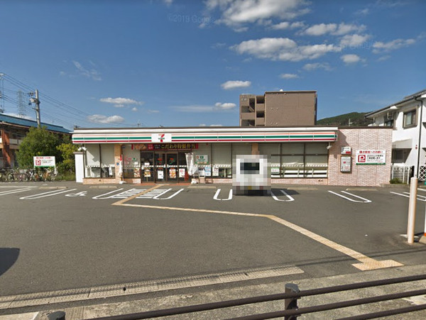 ユニハイム高槻　5階部分(セブンイレブン高槻郡安満中の町店)