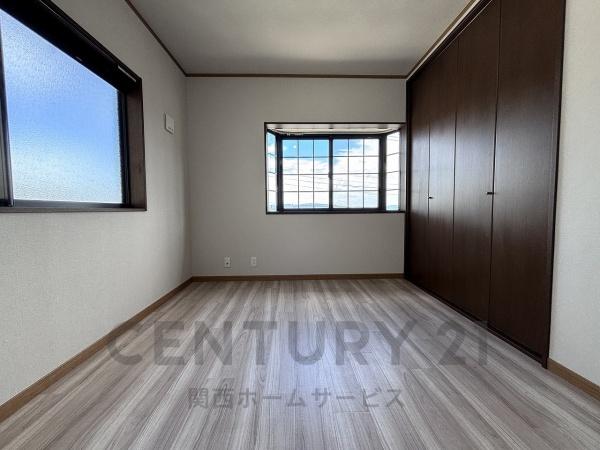 高槻市奈佐原４丁目の中古一戸建て