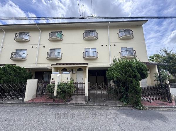 高槻市浦堂２丁目の中古テラスハウス