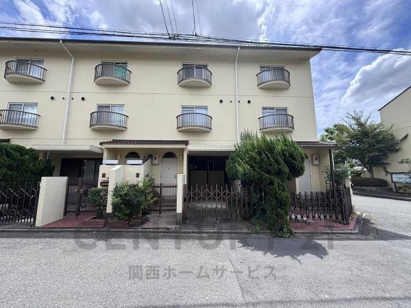 高槻市浦堂２丁目の中古テラスハウス