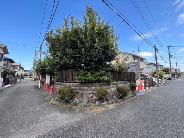 高槻市東上牧２丁目の土地