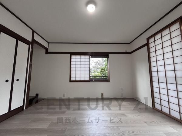 高槻市淀の原町の中古一戸建