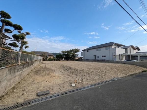高槻市日吉台二番町の売土地