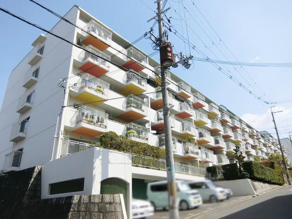 イトーピア高槻松が丘Ａ棟　3階部分