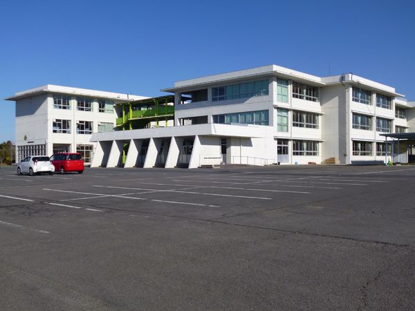 可児市若葉台4丁目の土地(可児市立西可児中学校)