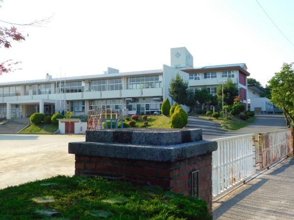 可児市下切の土地(可児市立旭小学校)