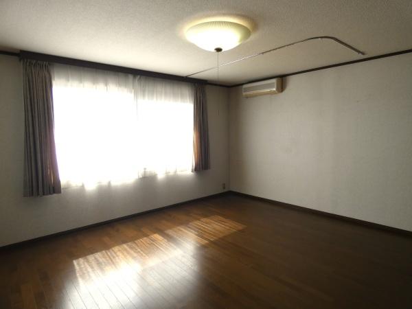 可児市皐ケ丘９丁目の中古一戸建て