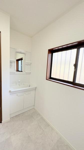 可児市清水ケ丘１丁目の中古一戸建て