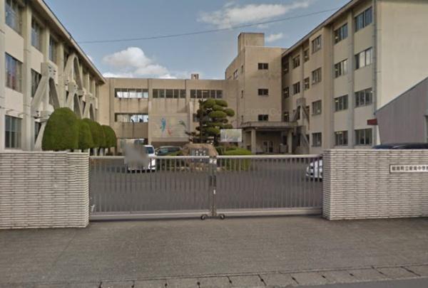 羽島郡岐南町伏屋3丁目の土地(岐南町立岐南中学校)