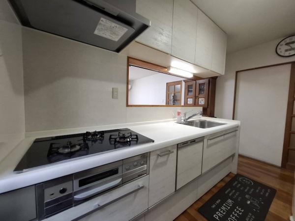 可児市光陽台6丁目の中古一戸建て(キッチン)