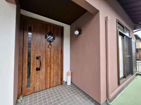 可児市光陽台6丁目の中古一戸建て(玄関)