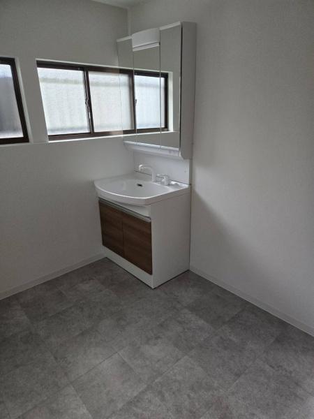 天草市北原町の中古一戸建て(洗面台・洗面所)