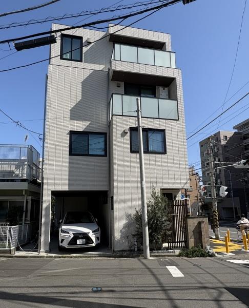 横浜市神奈川区泉町の中古一戸建