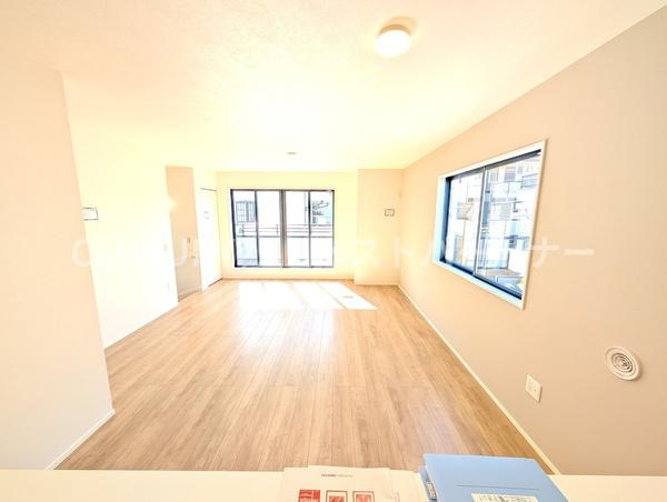 川口市芝１丁目の新築一戸建