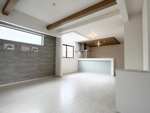 春日部市中央２丁目の新築一戸建