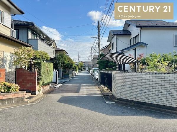 春日部市豊町1丁目の土地(前面道路含む現地写真)