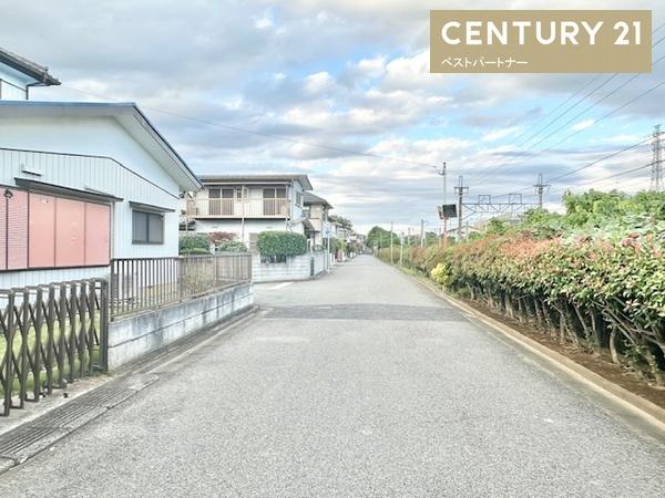 蓮田市椿山1丁目の土地(前面道路含む現地写真)