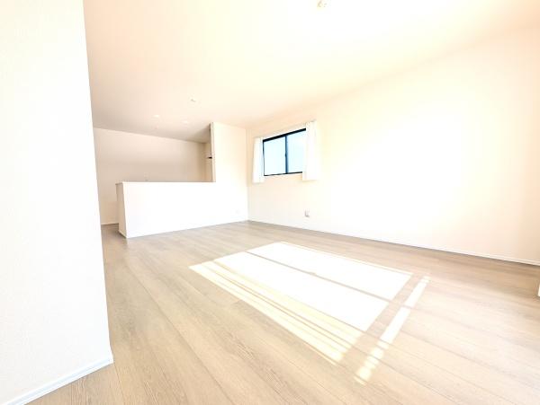 川口市戸塚東４丁目の新築一戸建