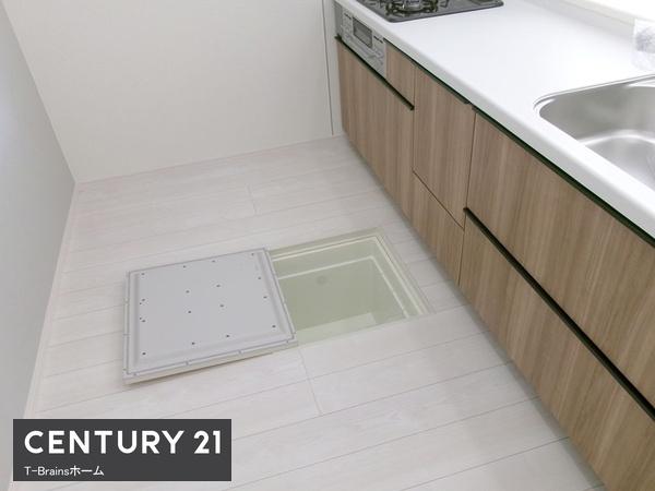 江南市村久野町南大門　2号棟　全4棟