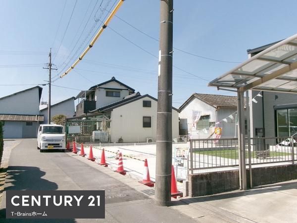 一宮市浅井町尾関24-1期　2号棟　全2棟