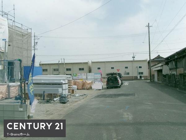 一宮市三ツ井二丁目　1号棟　全2棟