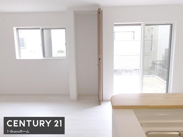 清須市第2廻間 1号棟 全2棟(リビング)