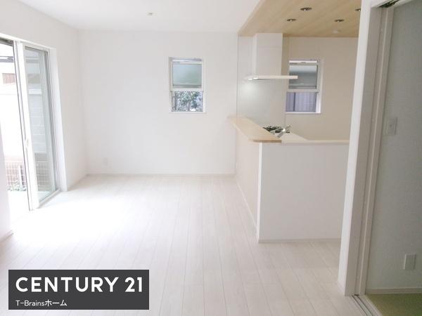 清須市第2廻間 1号棟 全2棟(リビング)