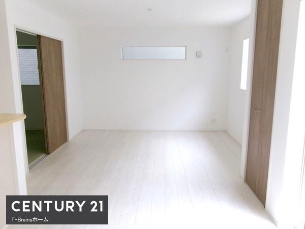 清須市第2廻間 1号棟 全2棟(リビング)