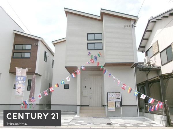 小牧市藤島2丁目　1号棟　全2棟