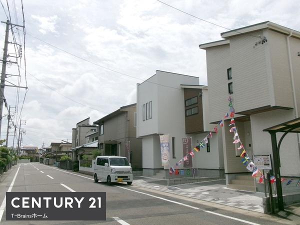 小牧市藤島2丁目　1号棟　全2棟