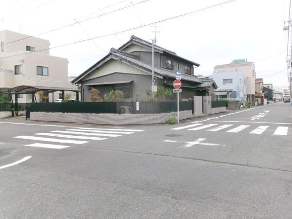 一宮市緑２丁目　古民家