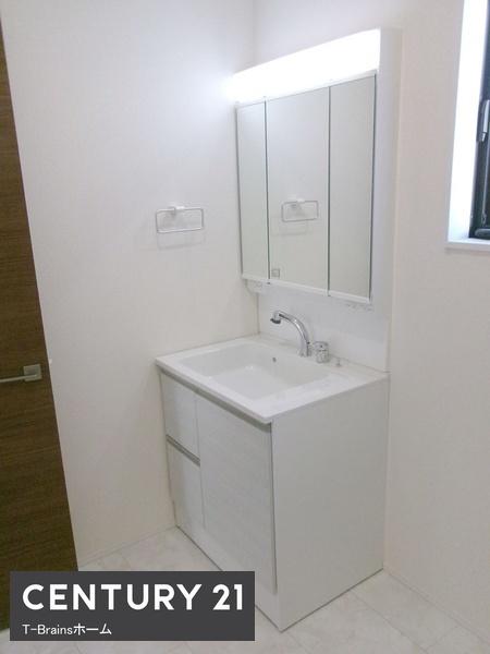 江南市古知野東小学校前　1号棟　全3棟