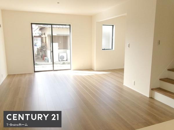 江南市古知野東小学校前　1号棟　全3棟