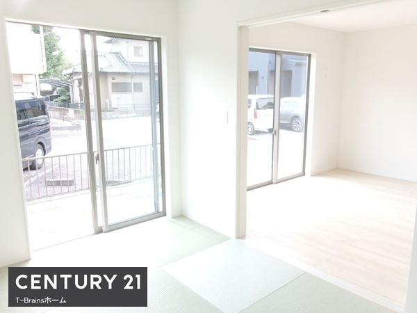 稲沢市平和町西光坊第2　1号棟　全3棟