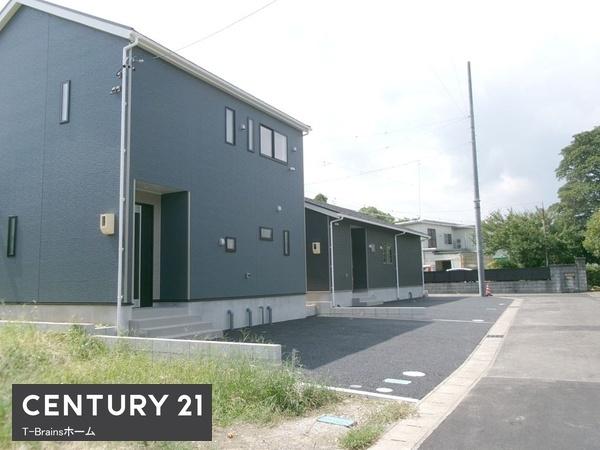 稲沢市平和町西光坊第2　2号棟　全3棟