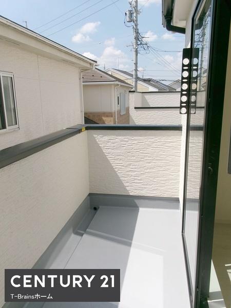 大口町余野四丁目 3号棟 全3棟(バルコニー)