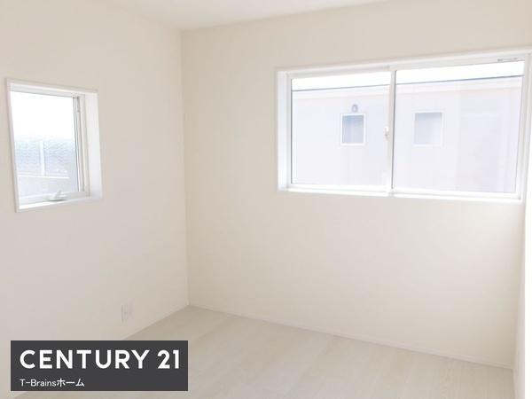 一宮市赤見小学校西　2号棟　全3棟