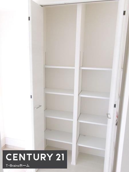 一宮市赤見小学校西　2号棟　全3棟