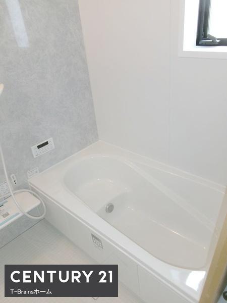 北名古屋市六ツ師第四1号棟　全1棟