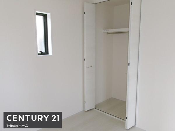 北名古屋市六ツ師第四1号棟　全1棟