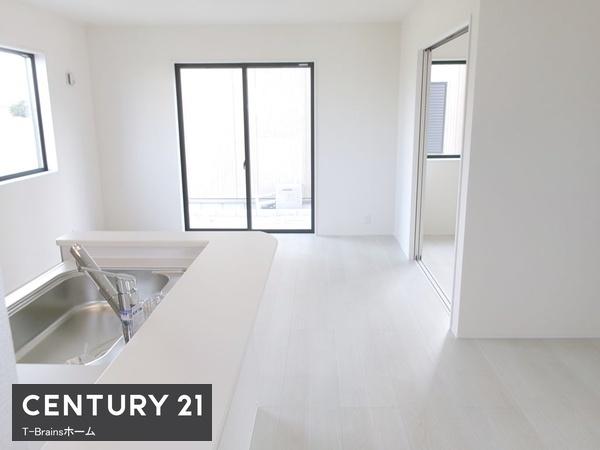 北名古屋市六ツ師第四1号棟　全1棟