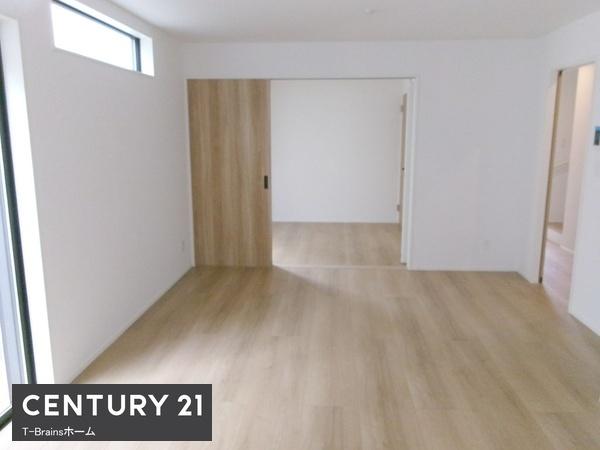 北名古屋市六ツ師7期 1号棟 全8棟(リビング)