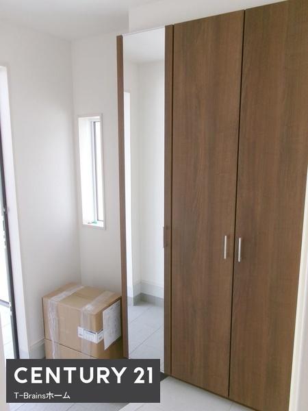 江南市尾崎町屋敷2号棟　全5棟