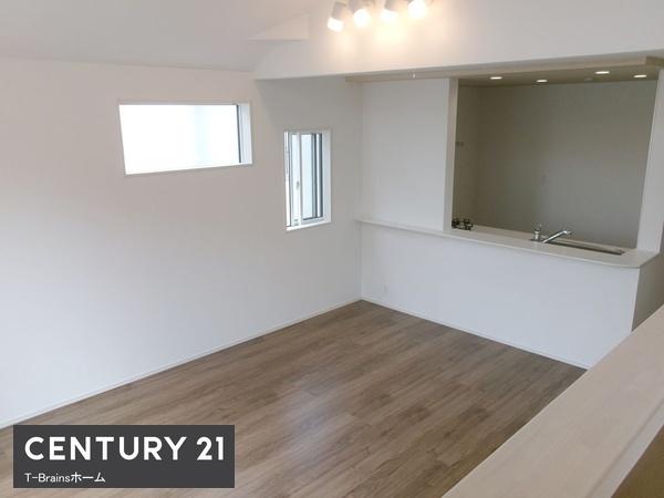 江南市尾崎町屋敷4号棟　全5棟